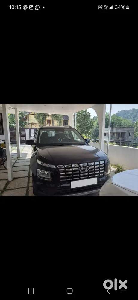 Hyundai New Venue 2022 Petrol 16749 Km Driven