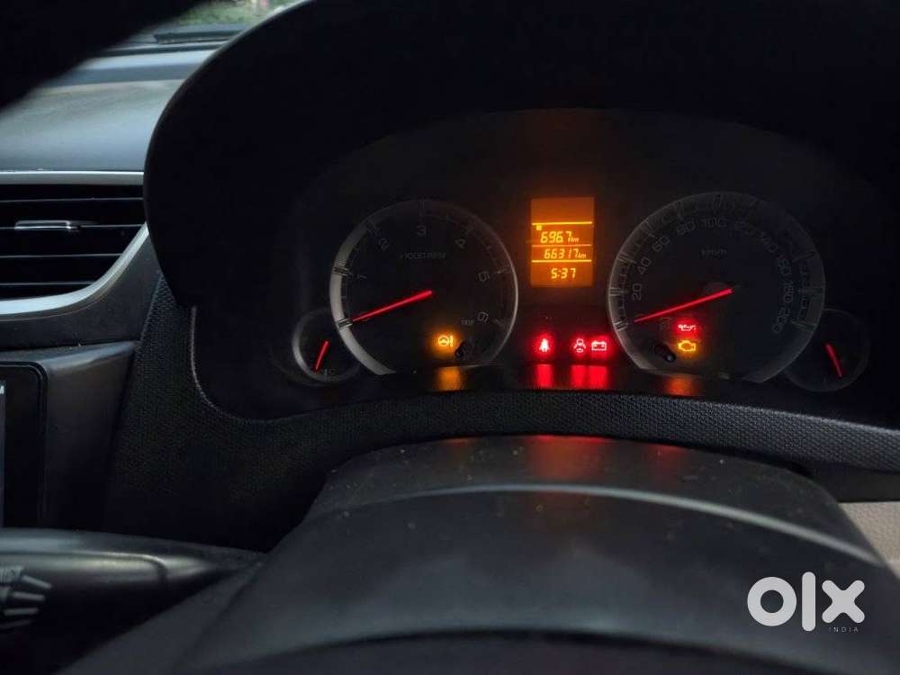 Maruti Suzuki Swift Dzire Vdi Bsiv, 2013, Diesel