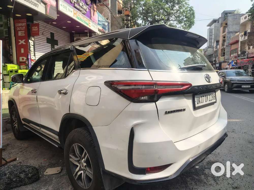 Toyota Fortuner Legender 2020 Diesel 125000 Km Driven