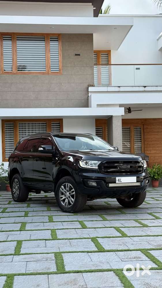 Ford Endeavour 3.2 Titanium At 4x4, 2017, Diesel