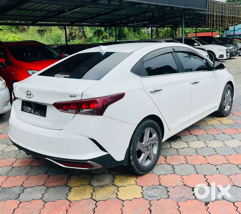 Hyundai Verna 1.6 Sx (o) Vtvt At, 2022, Petrol