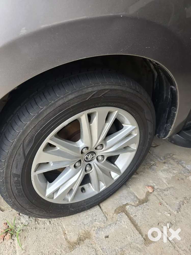 Toyota Innova Crysta 2016