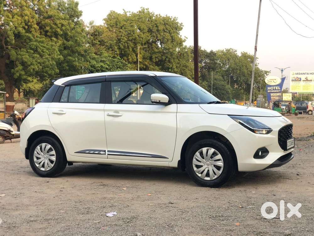 Maruti Suzuki Swift Vxi Optional, 2024, Petrol