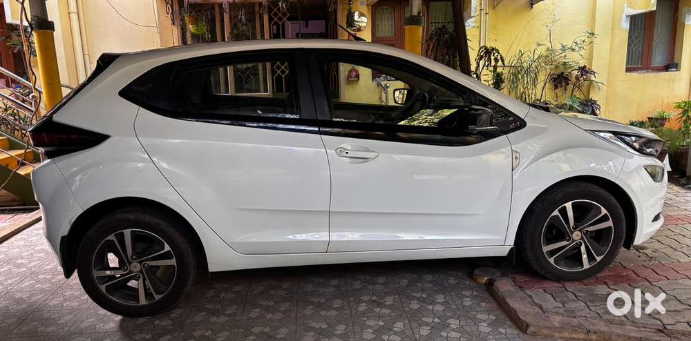 Tata Altroz -xz+ Plus Iturbo Ira ( Warranty Till 2027)