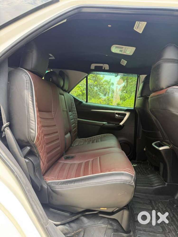 Toyota Fortuner 4x2 At 2.8 Diesel, 2019, Diesel
