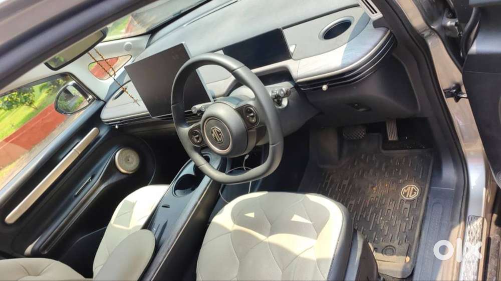 Mg Windsor Ev – Only 2,231 Km Driven  Like New  Premium Electric