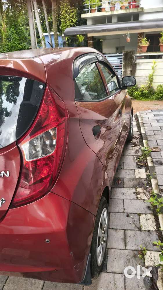 2013 Hyundai Eon Magna +