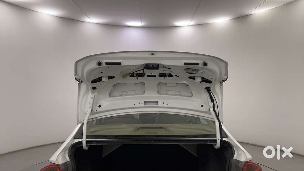 Honda City I-vtec Sv, 2016, Petrol