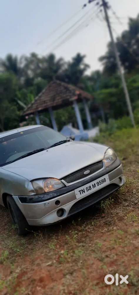 Ford Ikon 1.3 Clxi 2006