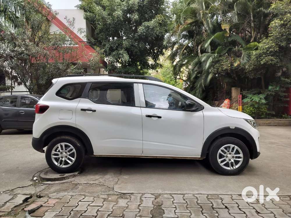 Renault Triber Rxl, 2022, Petrol