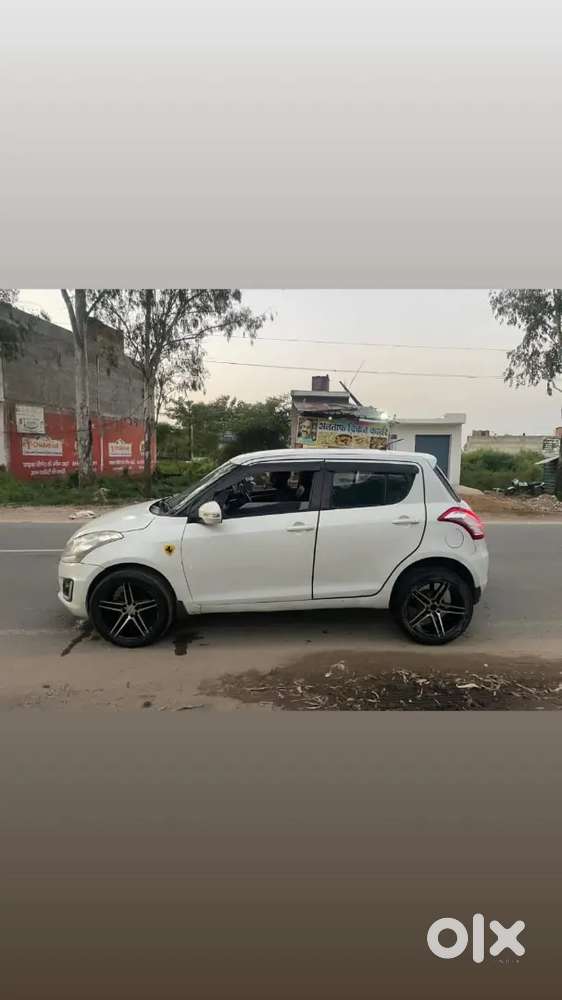Maruti Suzuki Swift 2015 Diesel 96000 Km Driven