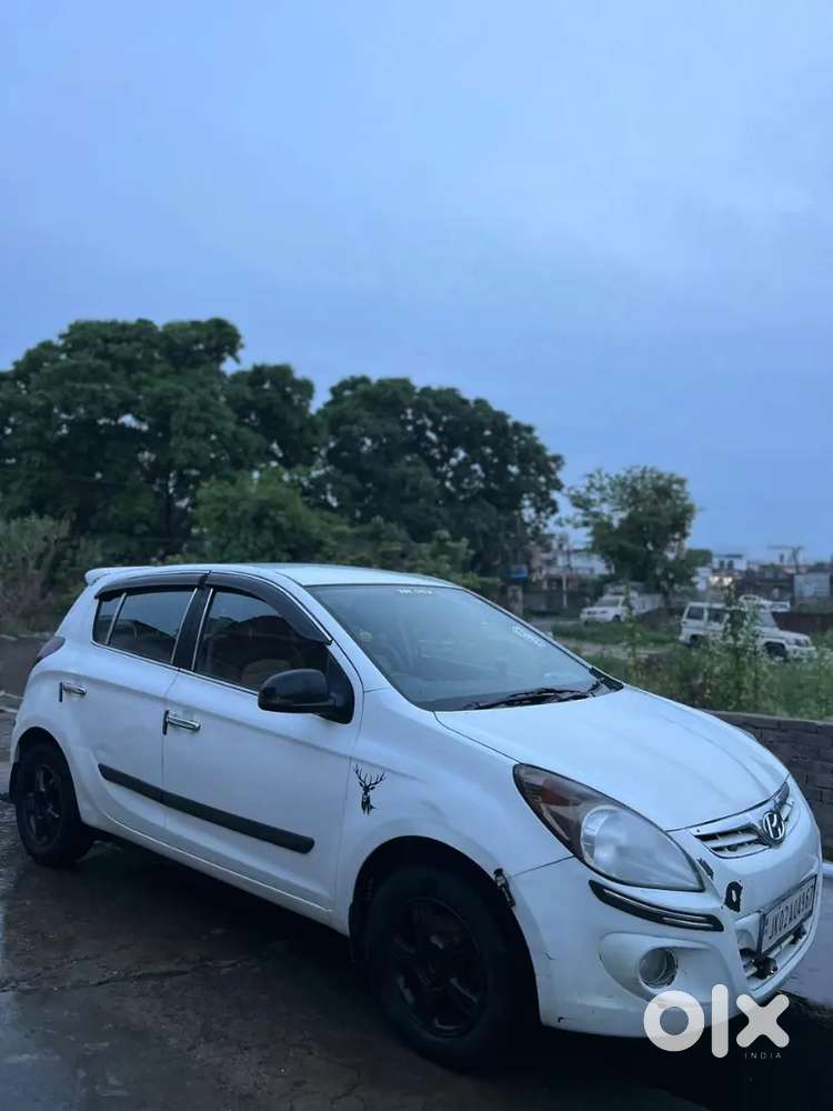 Hyundai I20 2010 Petrol Well Maintained