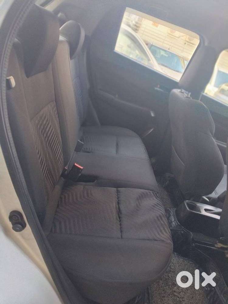 Maruti Suzuki Swift Vxi Optional, 2019, Petrol