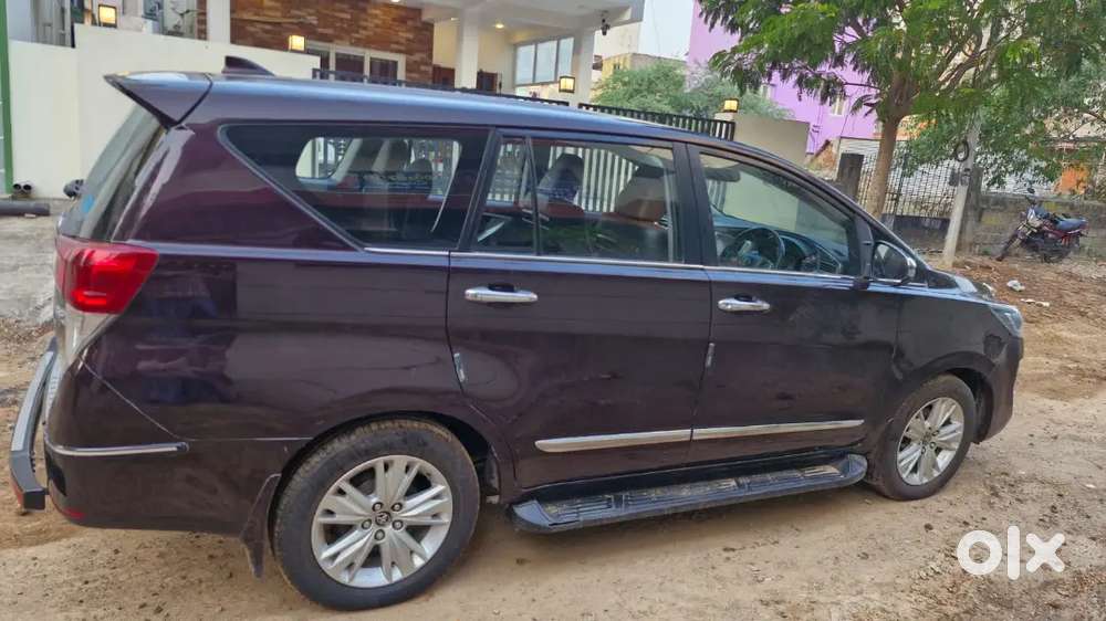 Toyota Innova Crysta