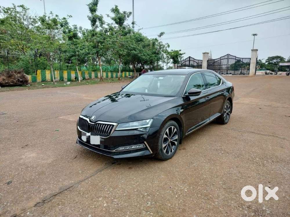 Skoda Superb 2.0 Tsi At L&k, 2021, Petrol