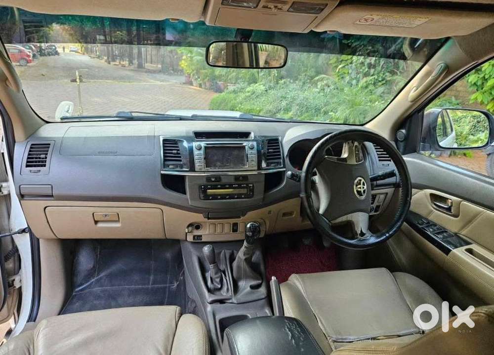 Fortuner 4x4 (1st Owner)