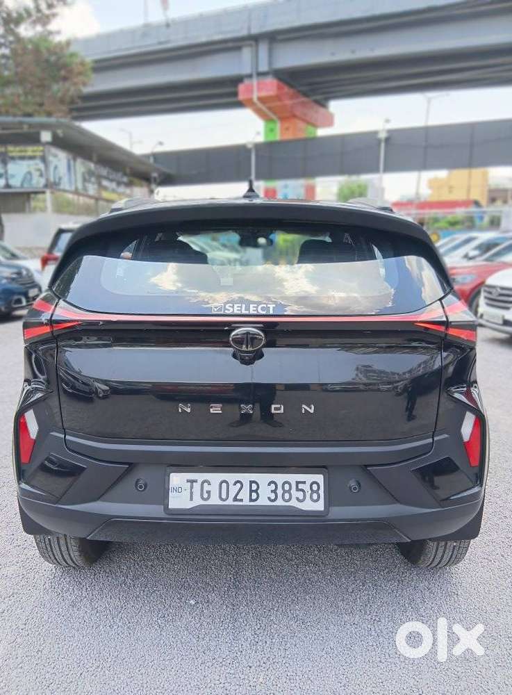 Tata Nexon Fearless Plus S 1.5 Revotorq Diesel 6 Mt Dt, 2024, Petrol