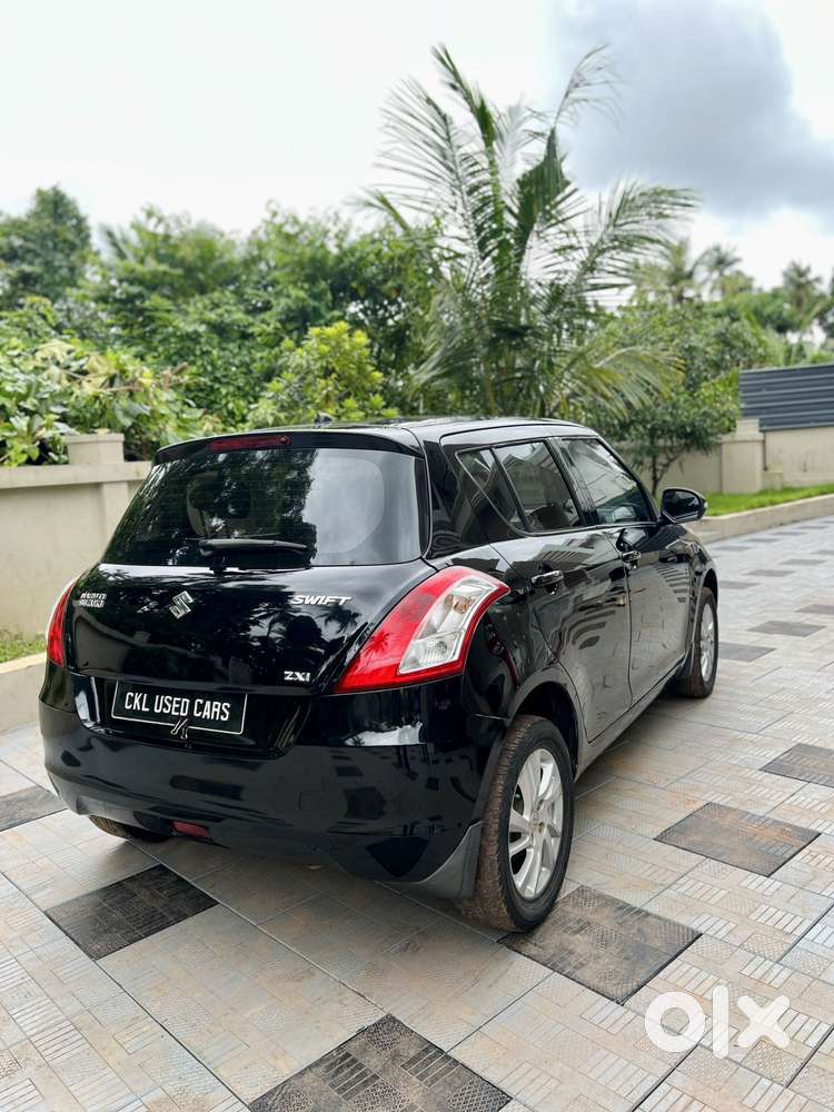 Maruti Suzuki Swift Vvt Zxi, 2014, Petrol