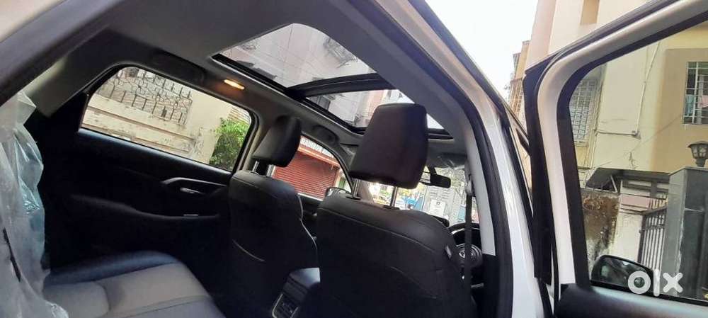 Toyota Urban Cruiser Hyryder 1.5 V Hybrid, 2025, Petrol