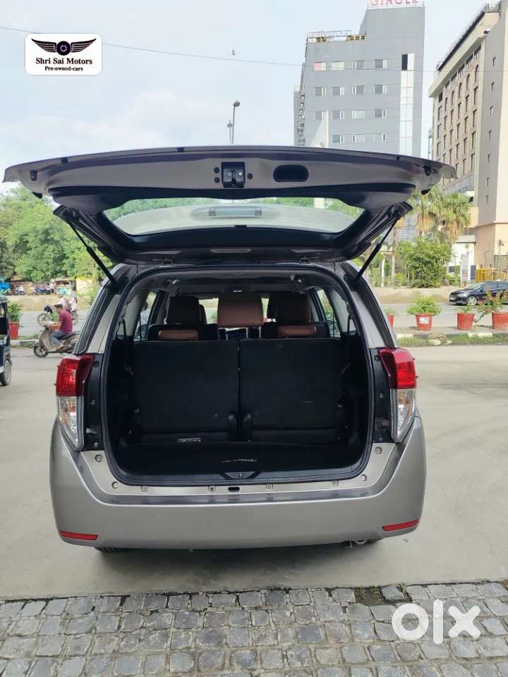 Toyota Innova Crysta [2020-ongoing] 2.7 Zx At 7 Str, 2017, Petrol