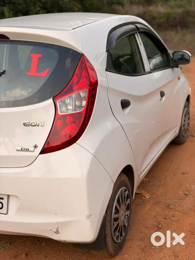 2013 Eon Era Plus