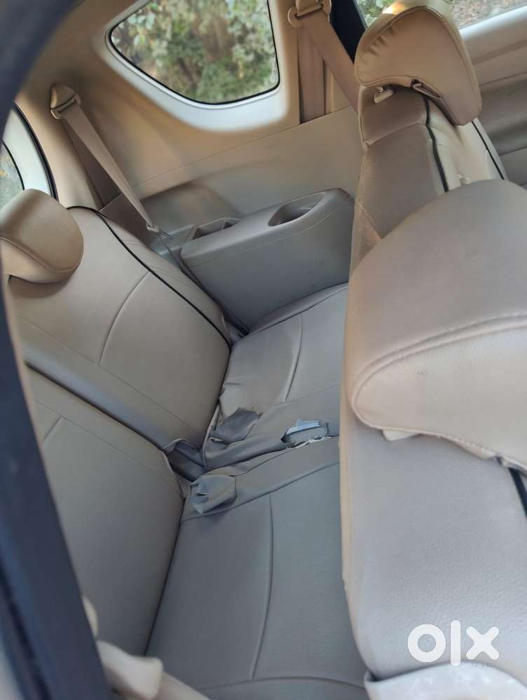 Maruti Suzuki Ertiga Vxi At Petrol, 2018, Petrol