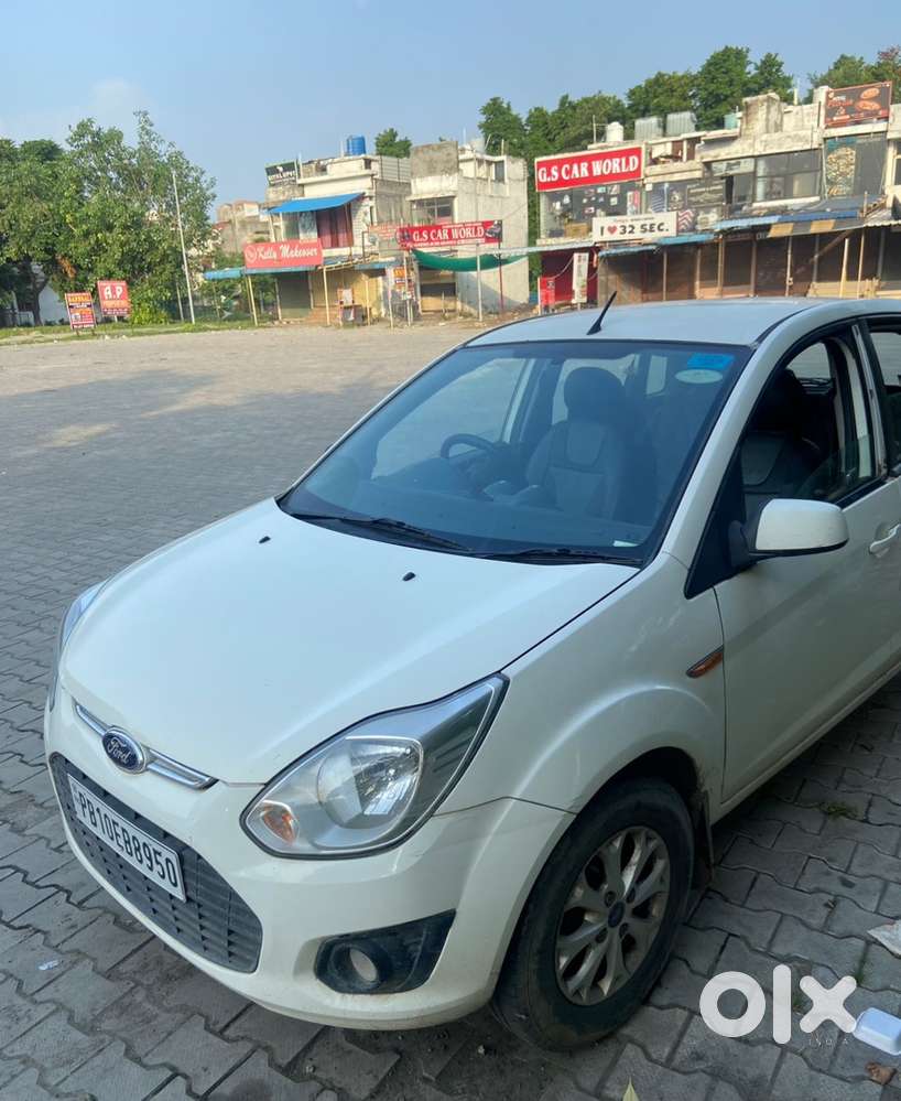Ford Figo Petrol 2013