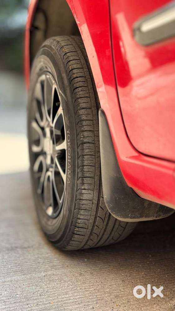 Fiat Punto Evo 2015 Diesel 74658 Km Driven With Company Records.