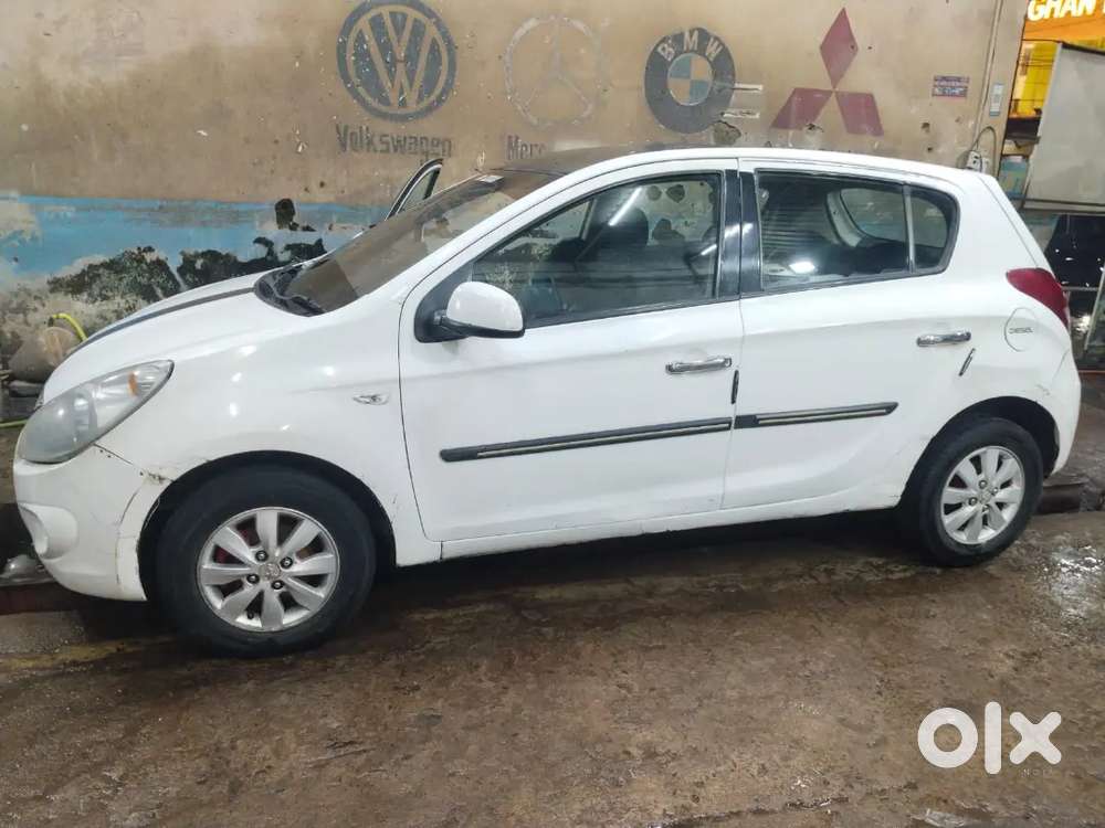 Hyundai I20 Sportz 2012