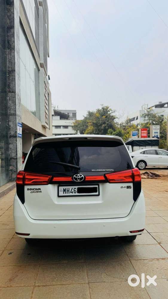 Toyota Innova Crysta