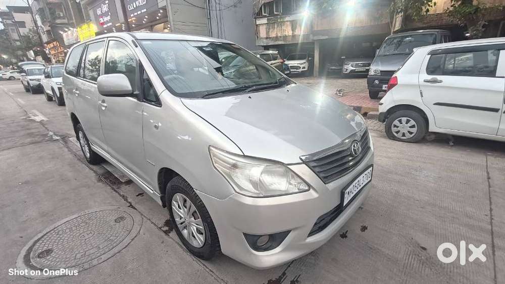 Toyota Innova 2.5 Gx (diesel) 7 Seater Bs Iv, 2012, Diesel