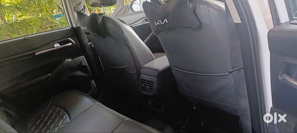 *kia Seltos G1.5 6mt Htk Plus  Suv  Model: Nov 2021  Regn: Dec 2021