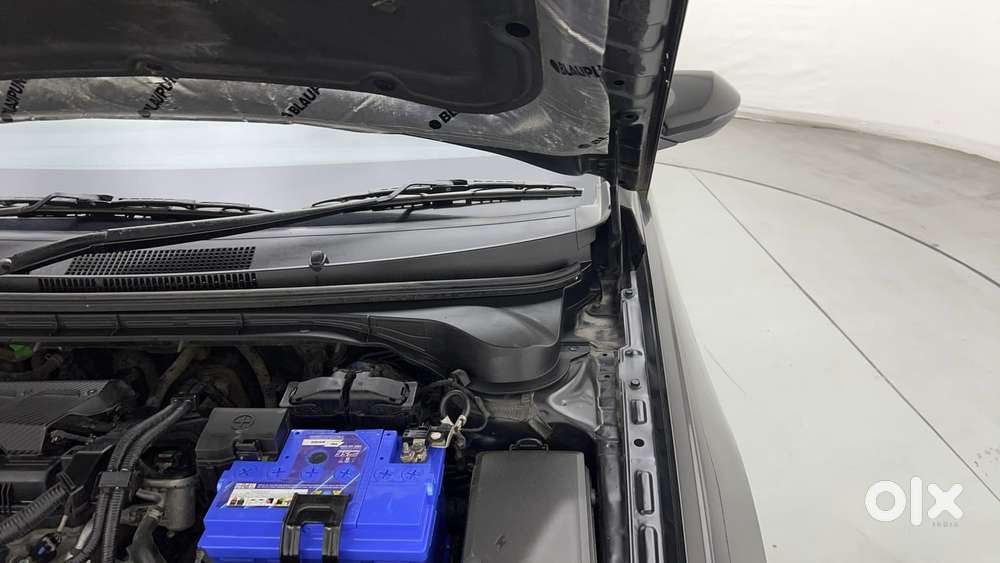Hyundai Verna 1.5 Sx Petrol Mt, 2023, Petrol