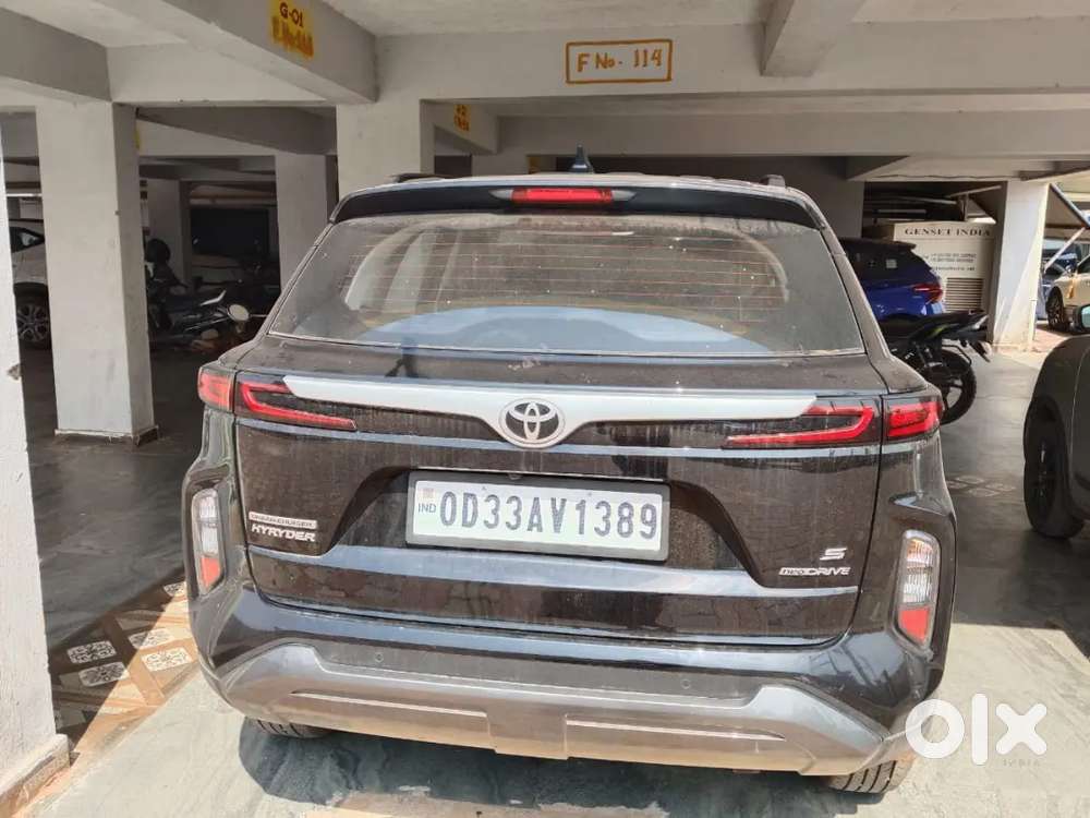 Toyota Urban Cruiser Hyryder 2025 Petrol 7000 Km Driven