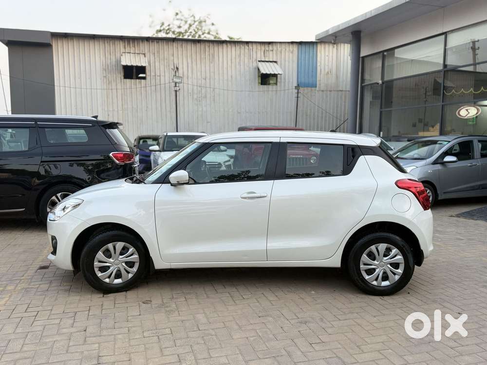 Maruti Suzuki Swift 2018 Amt Vxi, 2023, Petrol
