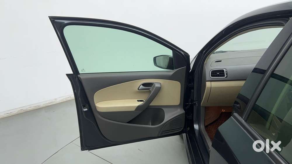 Volkswagen Vento Tsi, 2021, Petrol