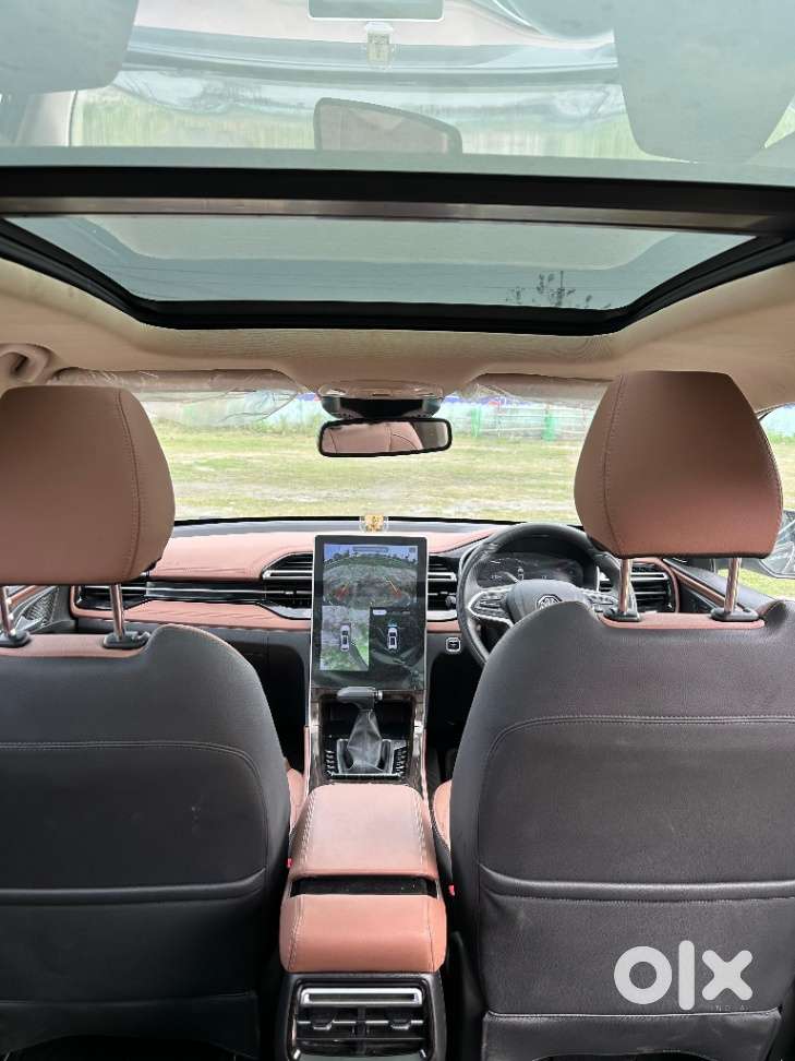 Mg Hector Plus Savvy Pro 1.5 Turbo Petrol Cvt 7 Str, 2024, Petrol