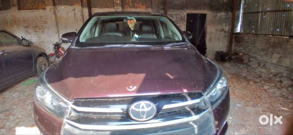 Toyota Innova Crysta