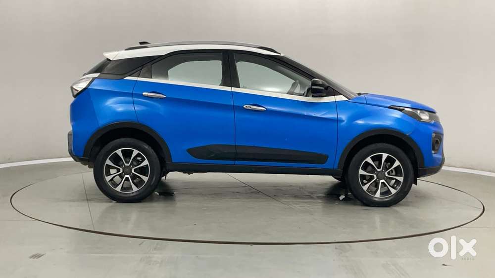 Tata Nexon 1.2 Revotron Xza Plus (o) Dual Tone, 2020, Petrol