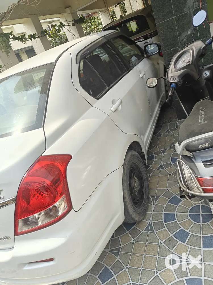 Maruti Suzuki Dzire Vxi 2011 Year Car