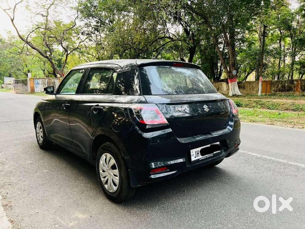 Maruti Suzuki Swift Vxi Optional, 2025, Petrol