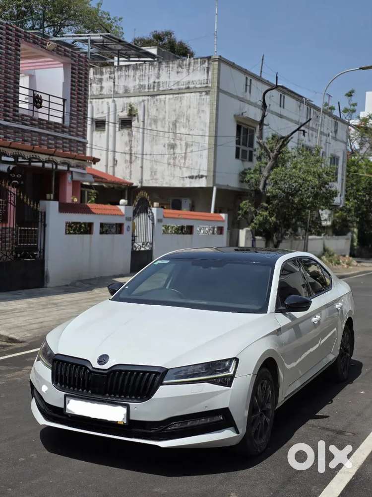Skoda Superb Petrol 2022 Sportline