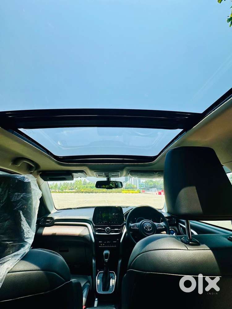 Toyota Urban Cruiser Hyryder 1.5 V Hybrid, 2024, Petrol