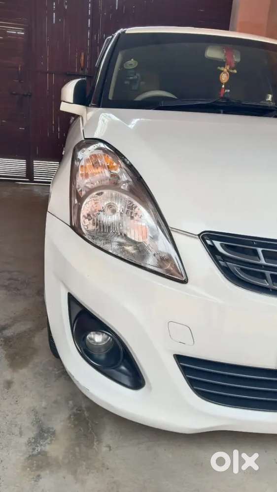 Maruti Suzuki Dzire 2013 Petrol 82000 Km Driven