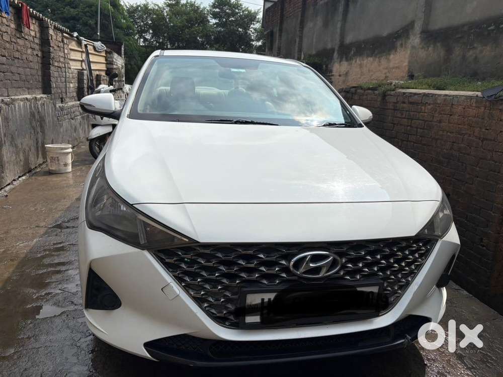 Hyundai Verna 2022 Diesel Well Maintained
