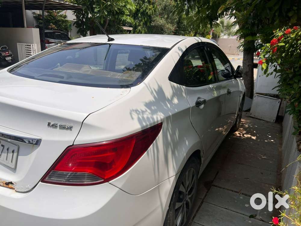 Hyundai Verna Fluidic 2015