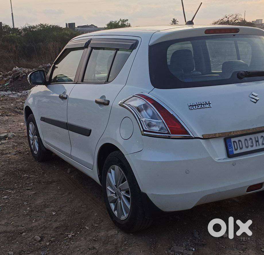 Maruti Suzuki Swift Amt Zxi Plus, 2015, Petrol