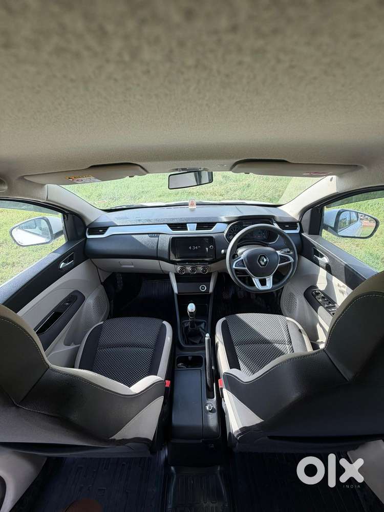 Renault Triber Rxz, 2020, Petrol