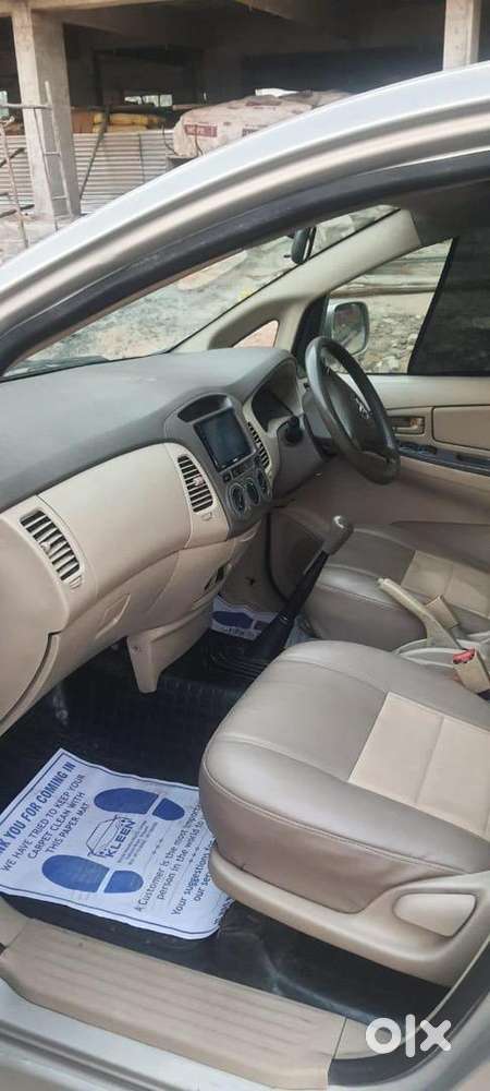 Toyota Innova 2007 Diesel 15000 Km Driven