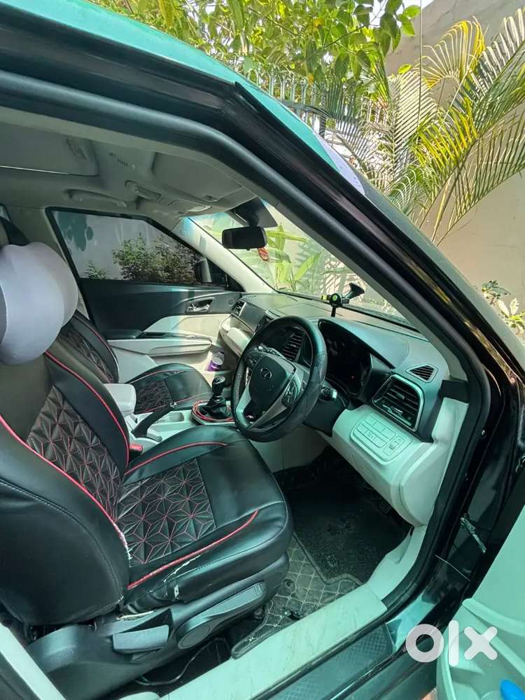Mahindra Xuv300 Top Model  Single Owner  Excellent Condition